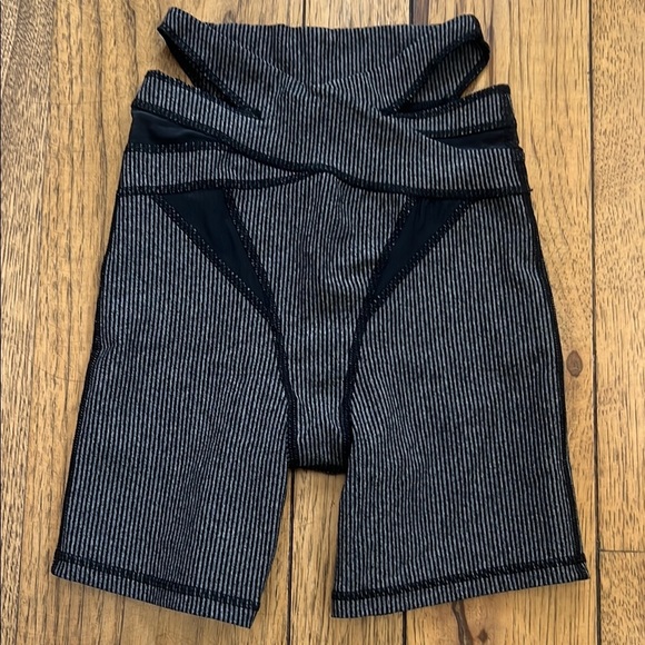 For Love and Lemons mesh grey striped biker short - Picture 2 of 4